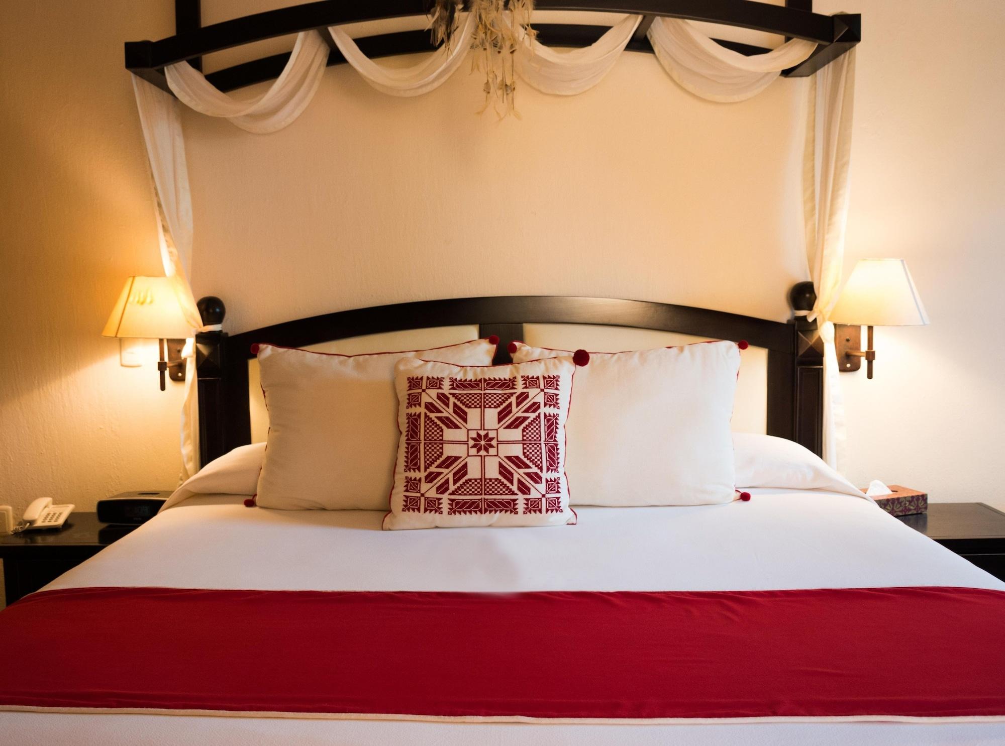 El Chante Spa Hotel โฆโคเตเปก ภายนอก รูปภาพ