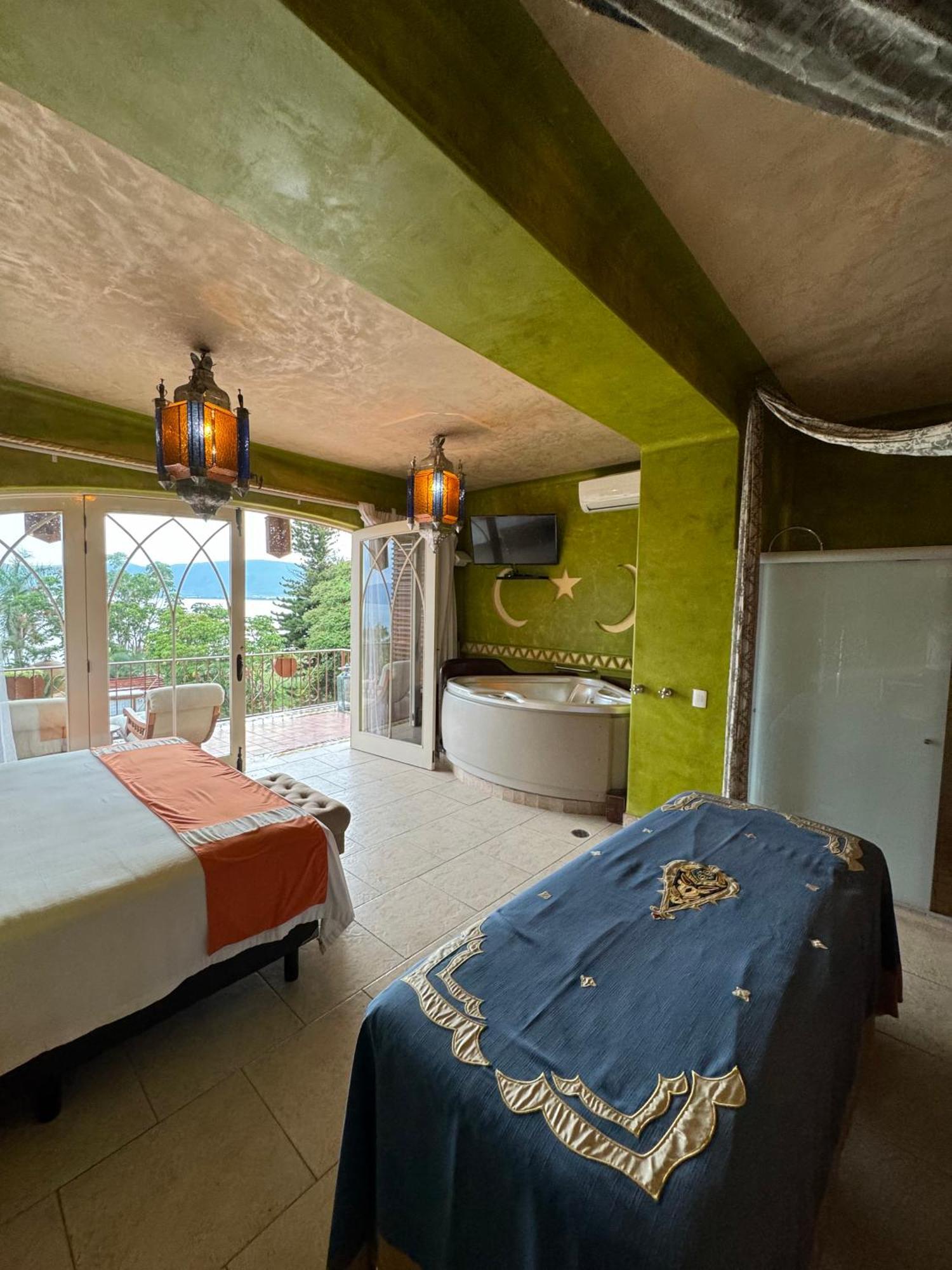 El Chante Spa Hotel โฆโคเตเปก ภายนอก รูปภาพ