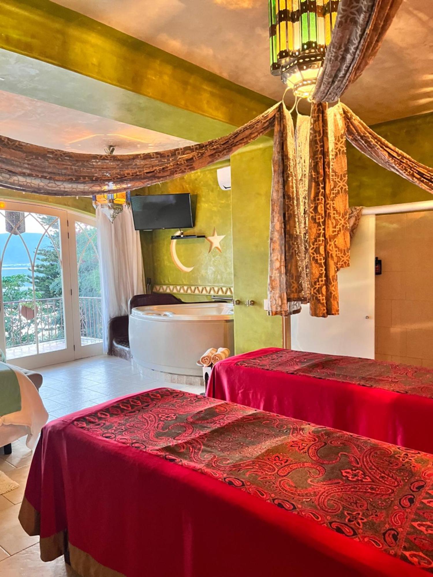 El Chante Spa Hotel โฆโคเตเปก ภายนอก รูปภาพ